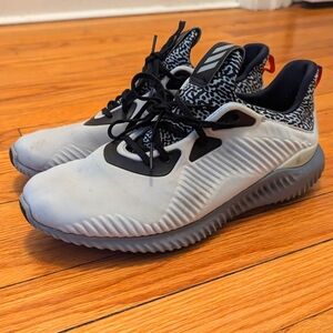 ADIDAS Alpha Bounce - Men's 11 - Gray and Black - GC!